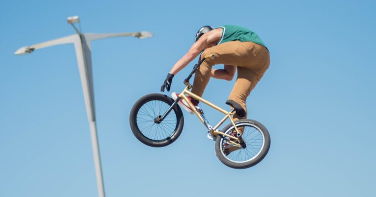 get one’s ass in gear: Idiom Meaning and Origin