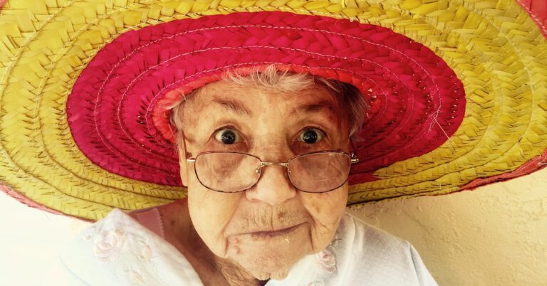 old hat: Idiom Meaning and Origin