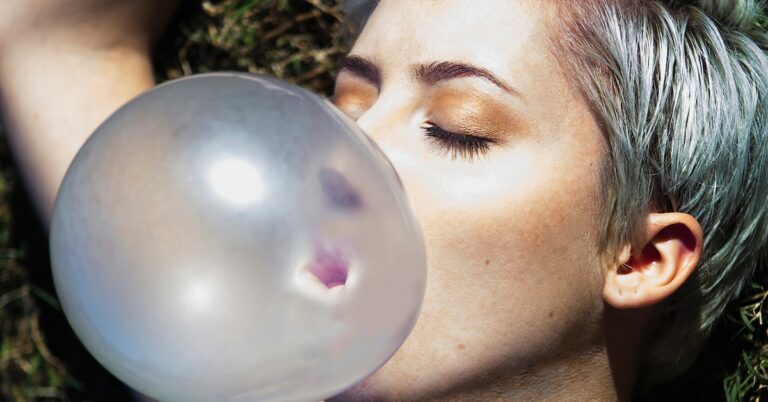 gum up: Idiom Meaning and Origin