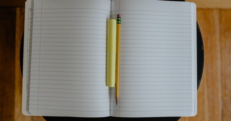 into detail: Idiom Meaning and Origin