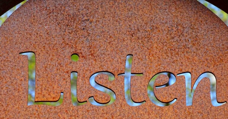 set up one’s staff: Idiom Meaning and Origin